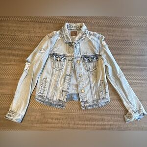 American Eagle Outfitters distressed denim jacket NWOT Small